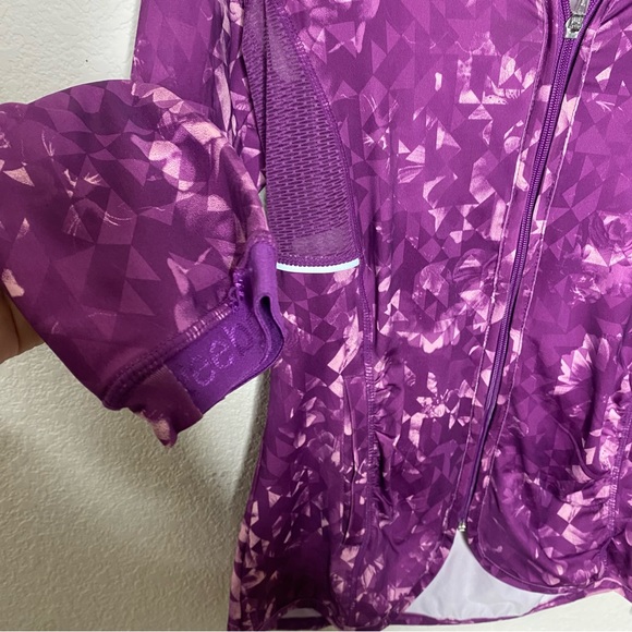 Reebok Purple Zip Up Light Running Jacket - Picture 8 of 9